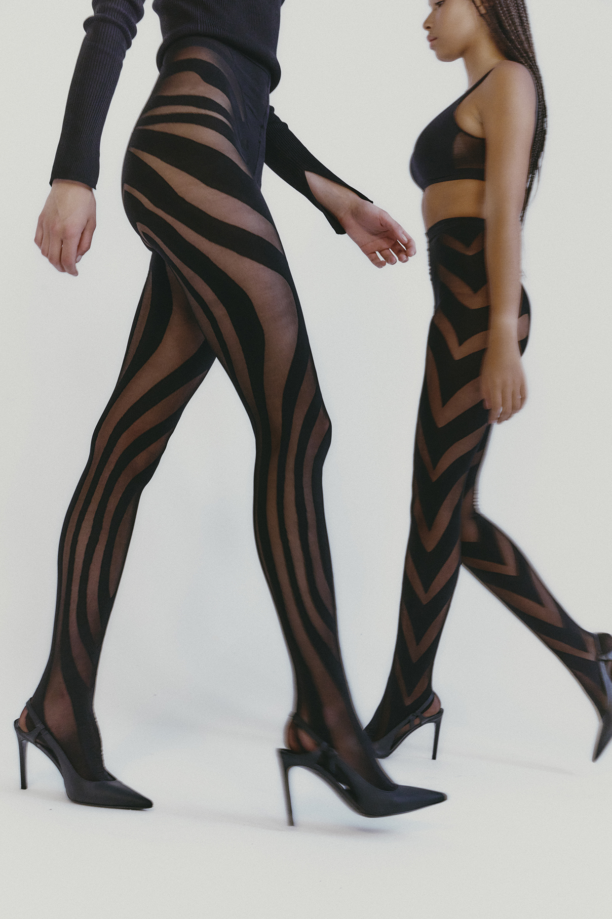 TIGHTS & HOSIERY